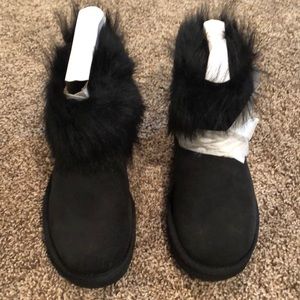 NIB size 6 women’s mini toscana black orig $190